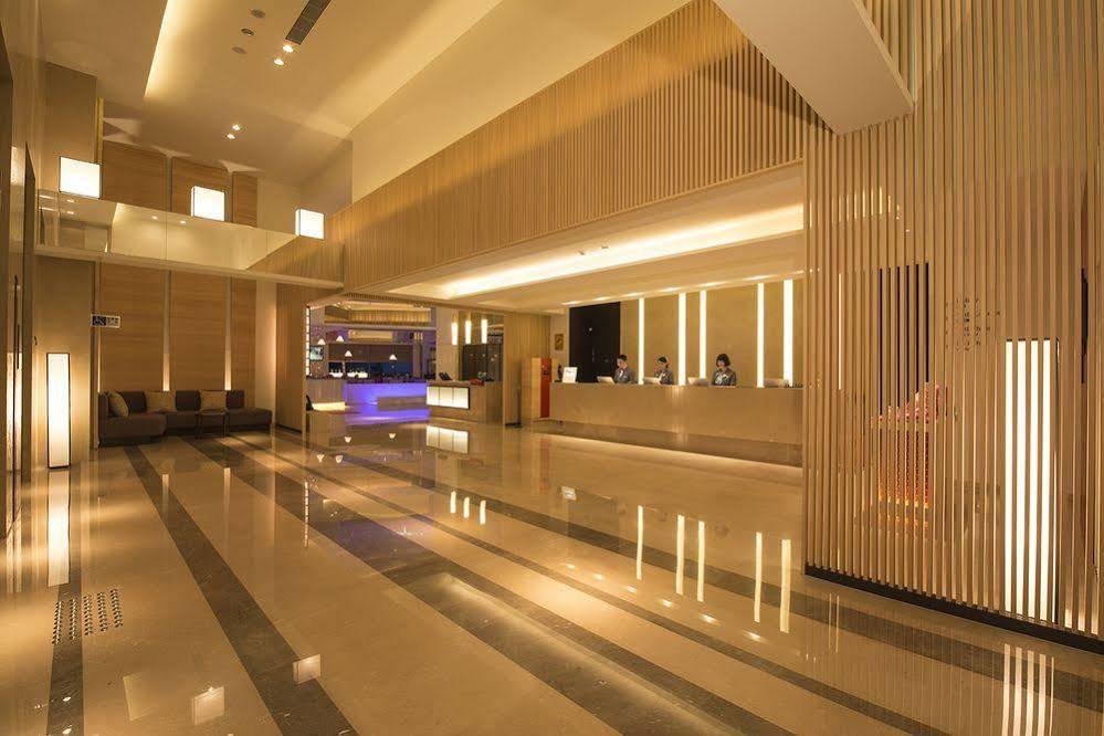 Hotel Cozzi Zhongshan Kaohsiung Exterior foto
